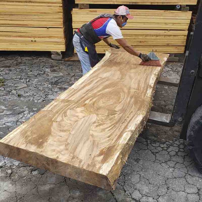 Madera de parota